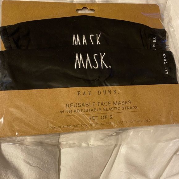 Brand new set of 2 Rae Dunn face masks - Picture 2 of 2